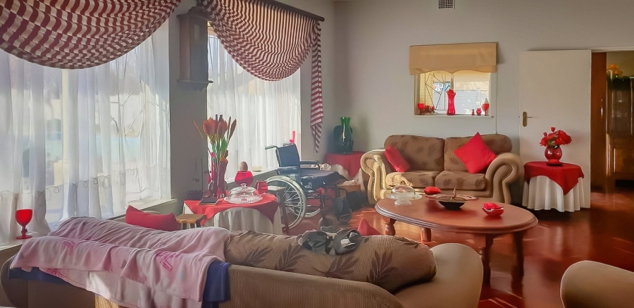 3 Bedroom Property for Sale in Wilgenhof Free State